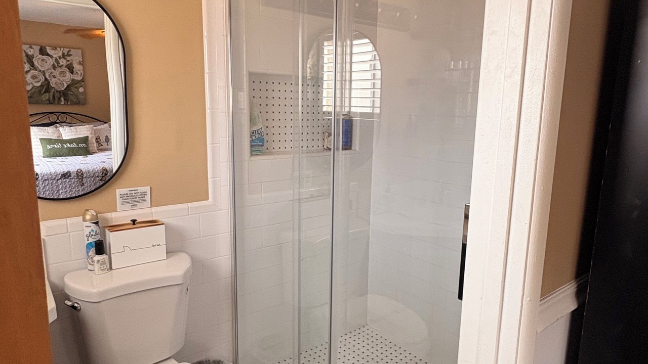 Photo of Bathroom in Wofford Heights
