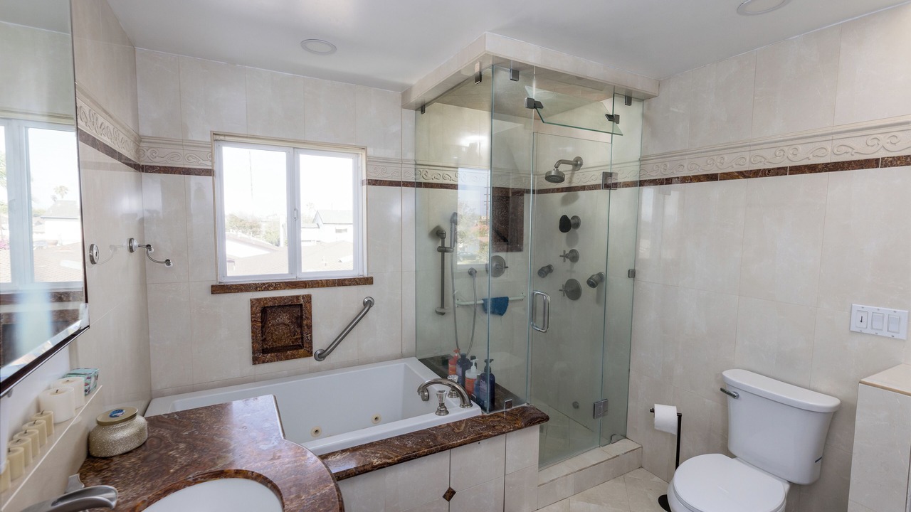 Photo of Bathroom in Gardena