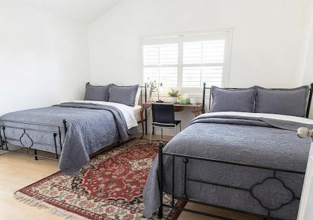 Photo of Bedroom in Bellflower