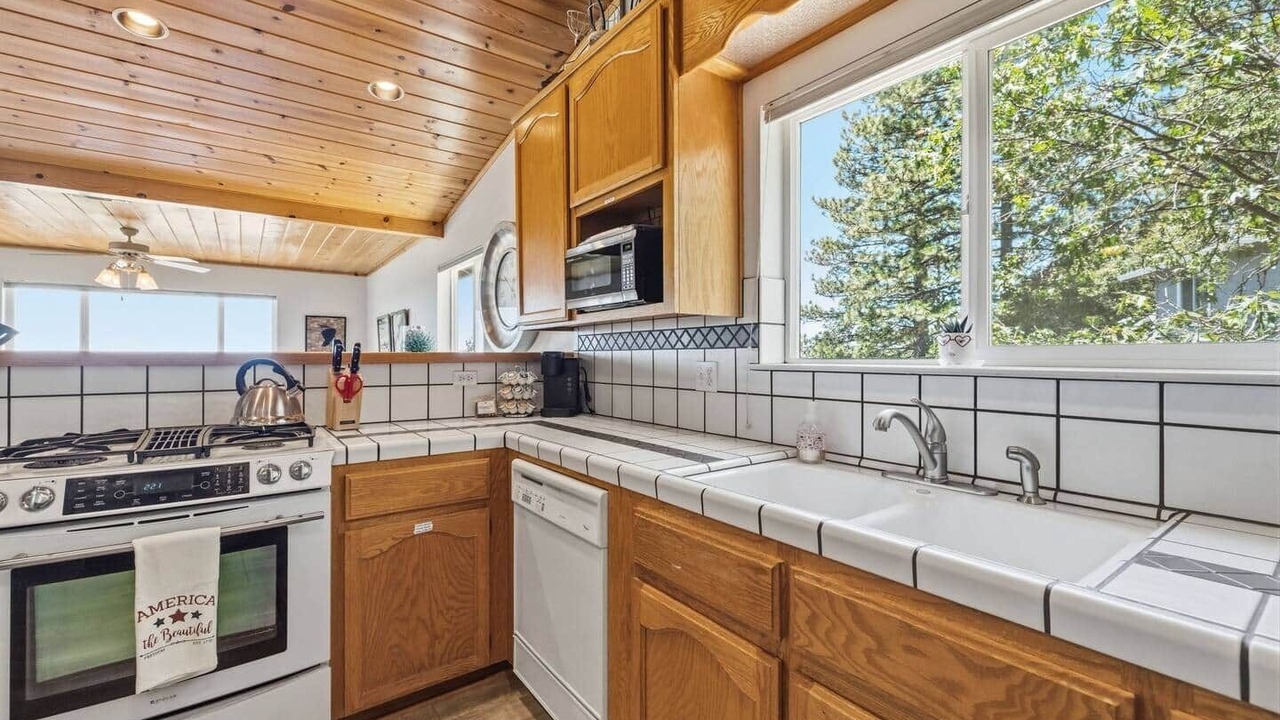 Photo of Kitchen in Twain Harte