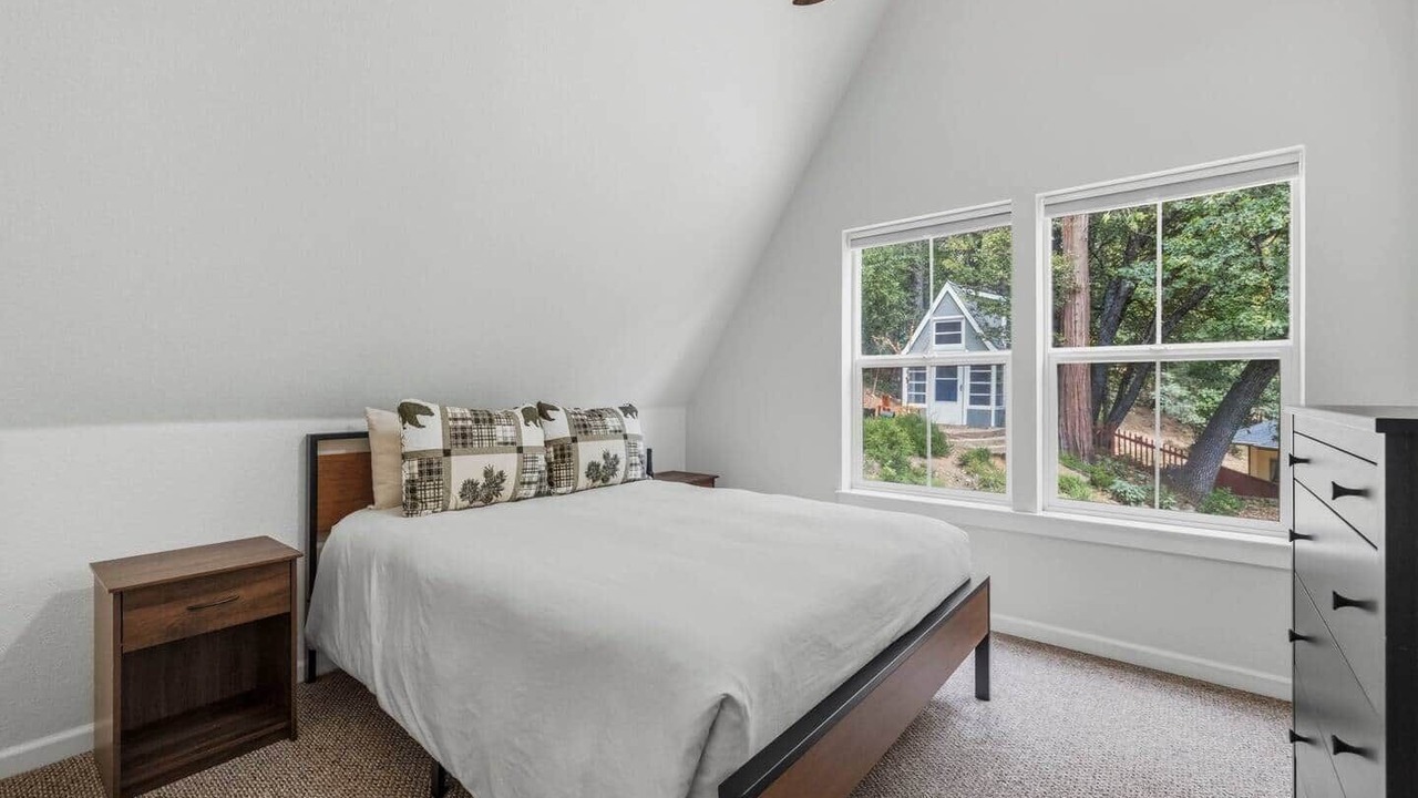 Photo of Bedroom in Twain Harte