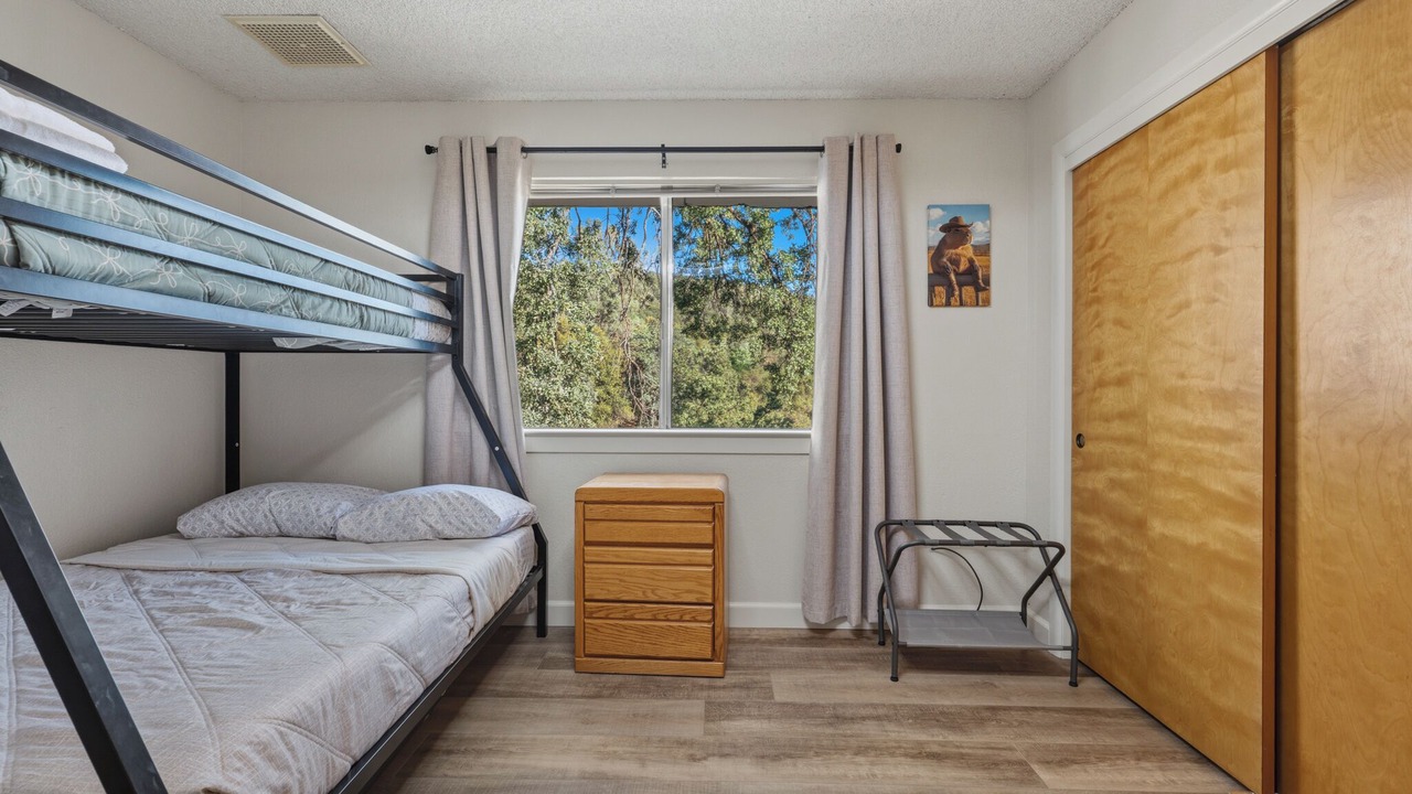 Photo of Bedroom in Yosemite Forks
