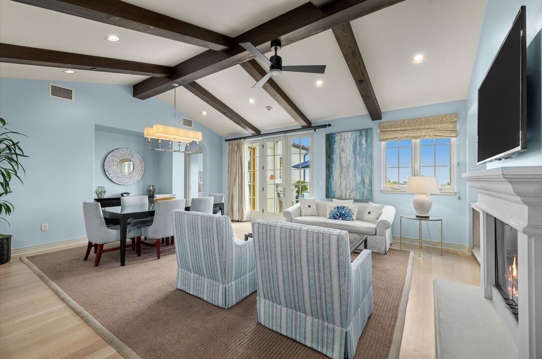Photo of Livingroom in Rancho Palos Verdes