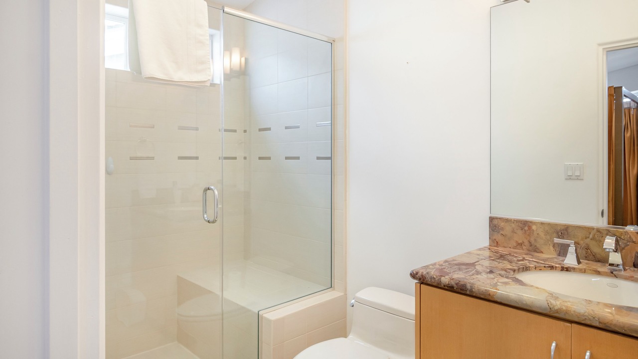 Photo of Bathroom in Hollywood Beach