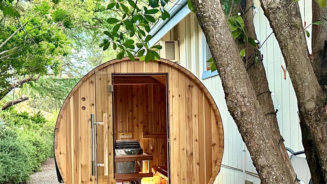 Photo of Outdoor in Groveland