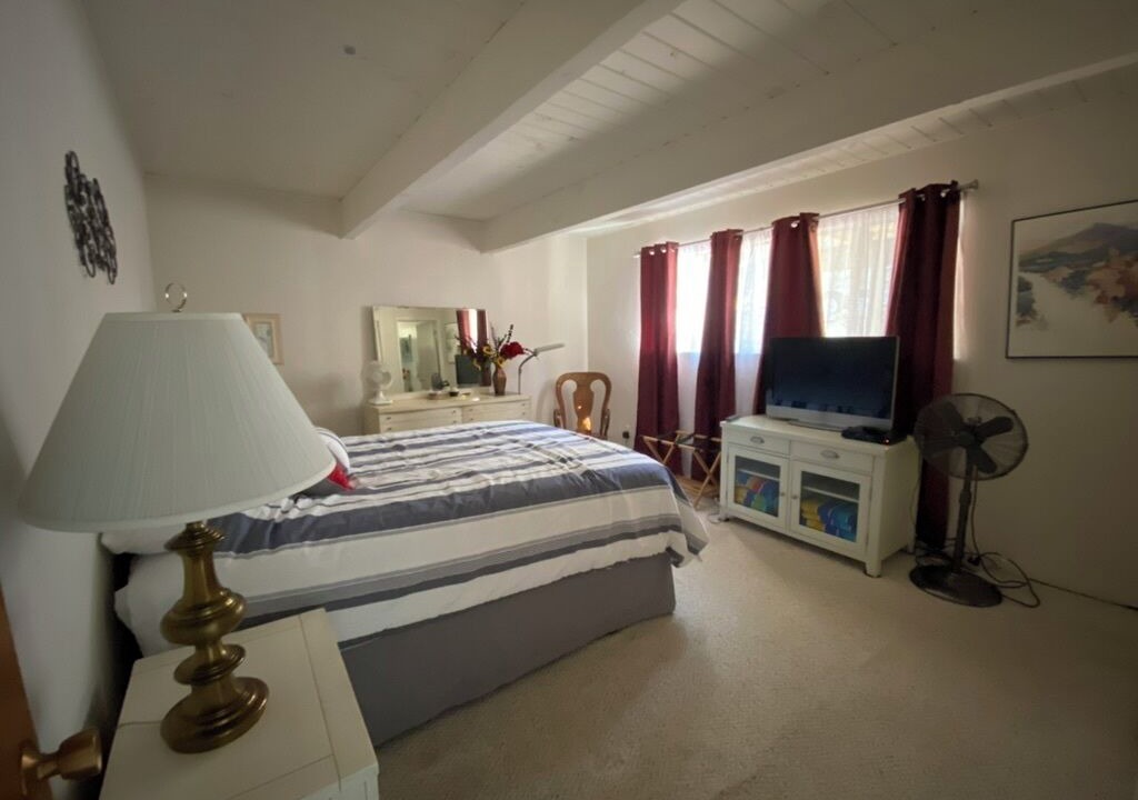 Photo of Bedroom in Groveland