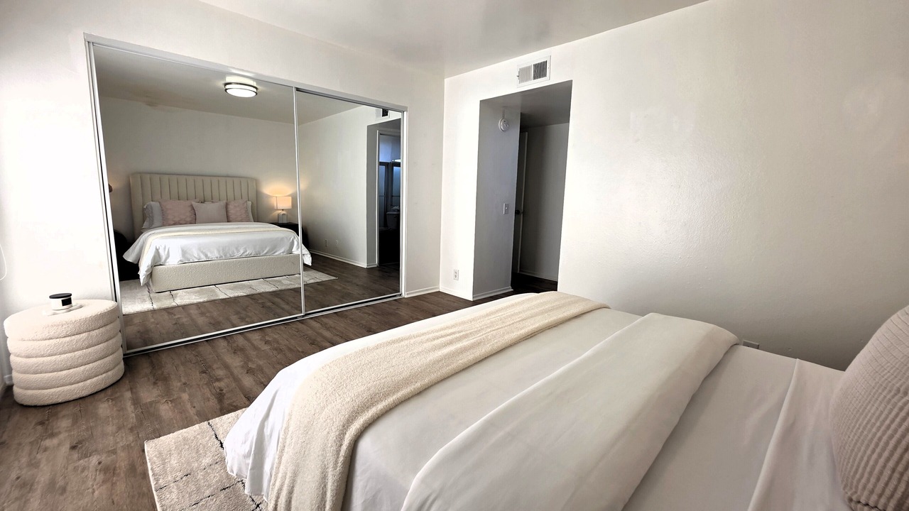 Photo of Bedroom in Beverly Hills