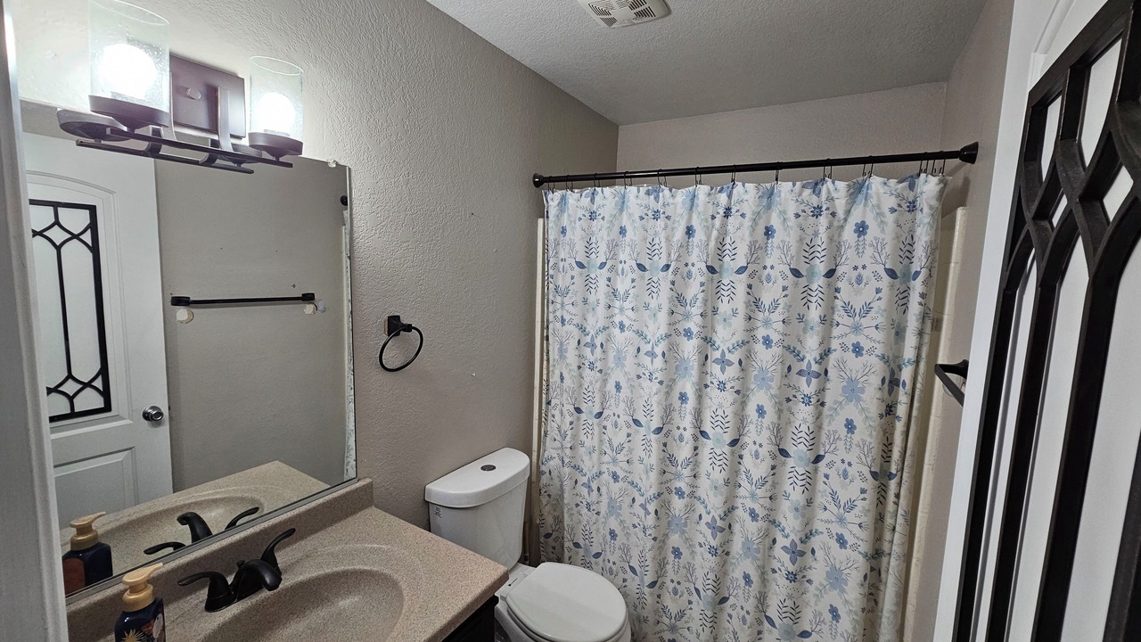 Photo of Bathroom in Rosamond