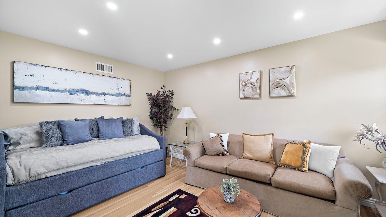 Photo of Livingroom in Southwest Anaheim