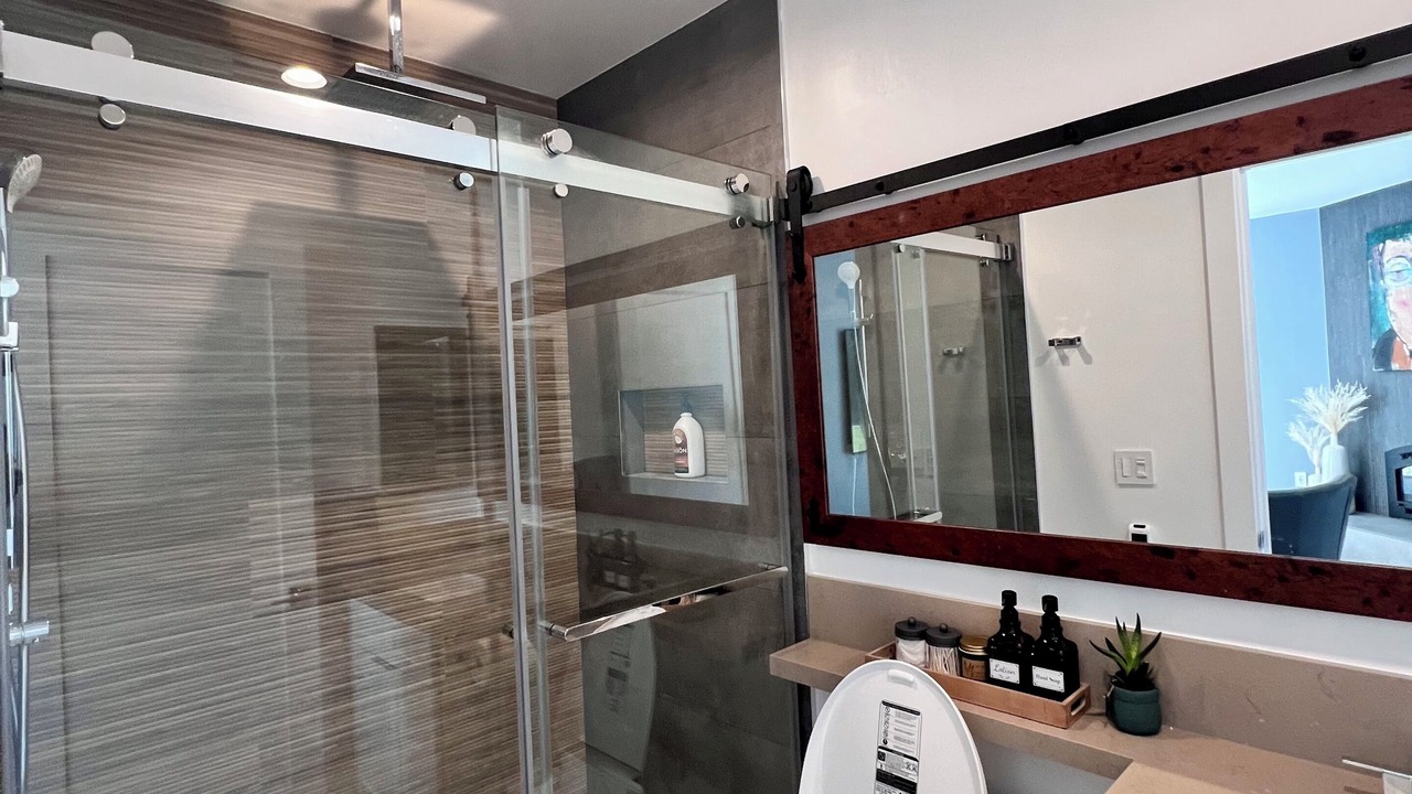 Photo of Bathroom in Volcano