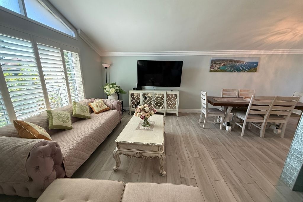 Photo of Livingroom in Huntington Beach