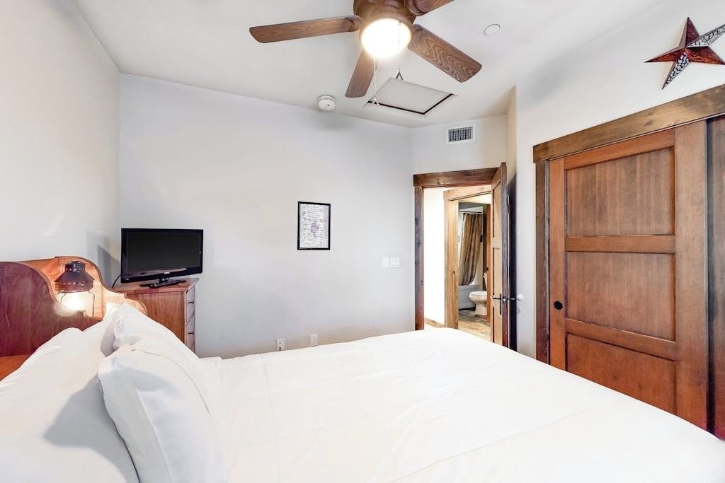 Photo of Bedroom in Woodwinds