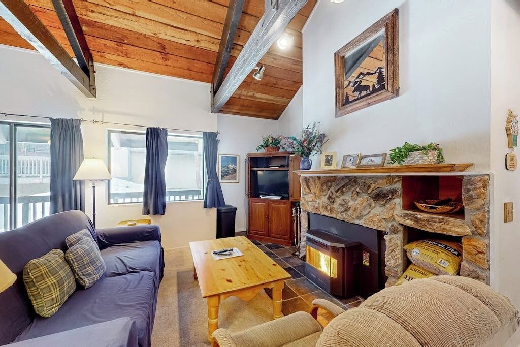 Photo of Livingroom in Majestic Pines