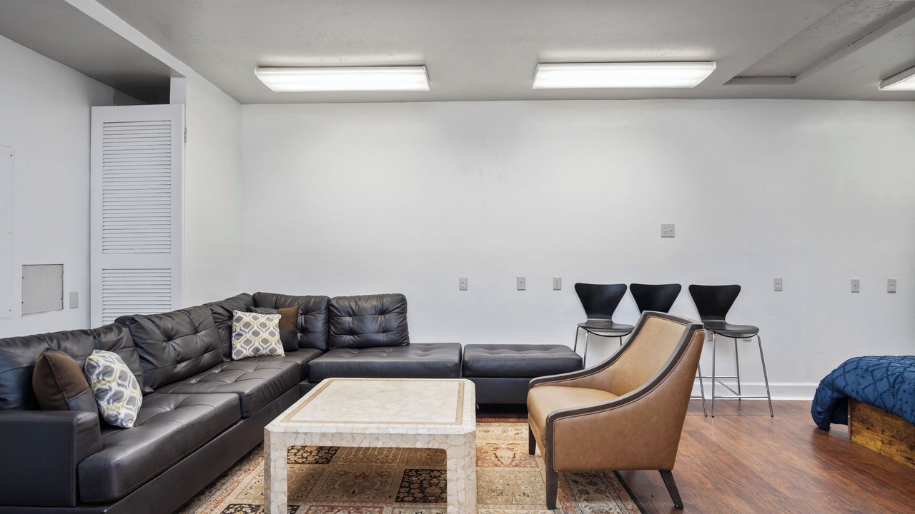 Photo of Livingroom in Porterville