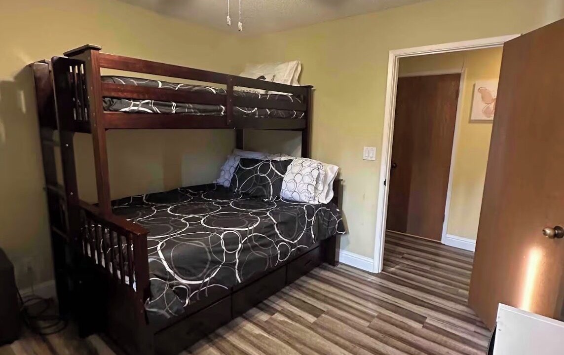 Photo of Bedroom in Salinas