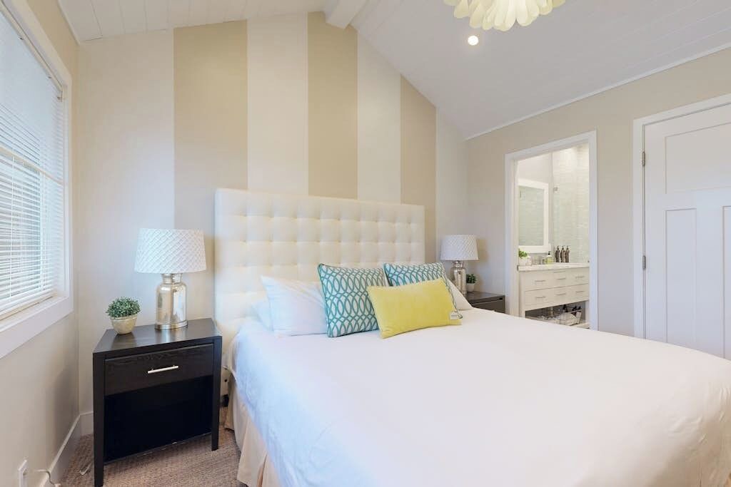 Photo of Bedroom in Hermosa Village