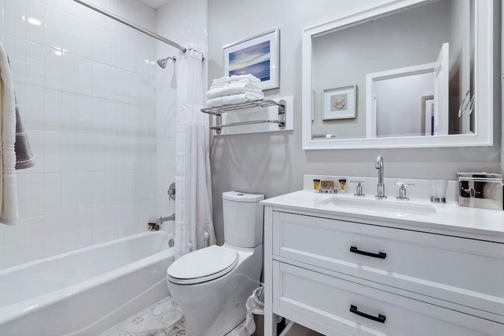 Photo of Bathroom in Hermosa Village