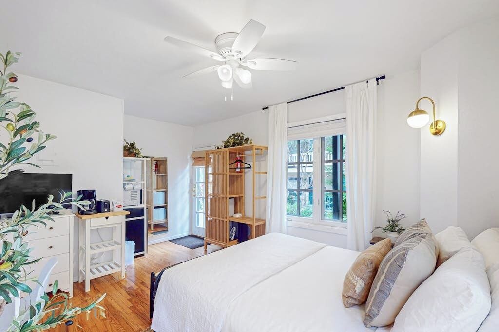 Photo of Bedroom in East Beach
