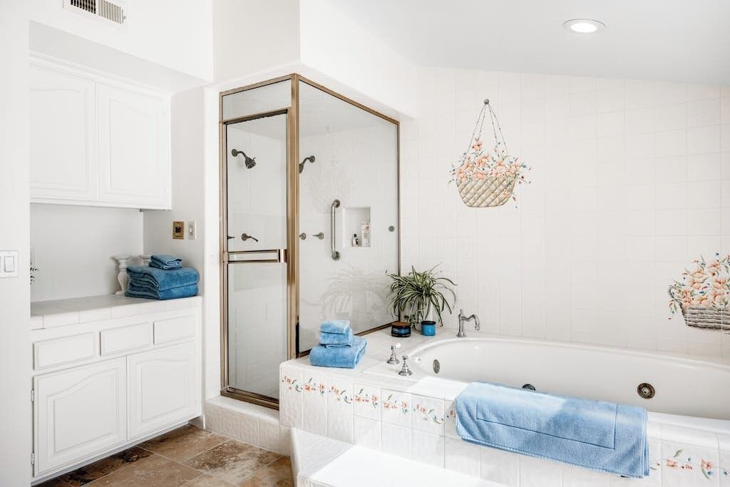 Photo of Bathroom in Hollywood Beach