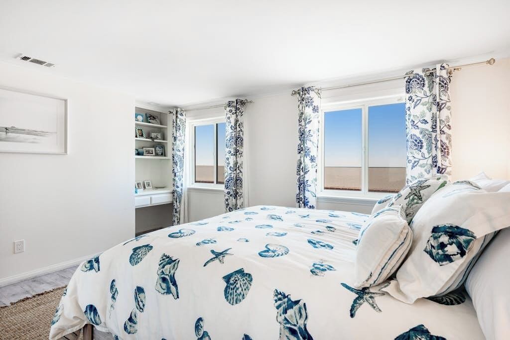Photo of Bedroom in Hollywood Beach
