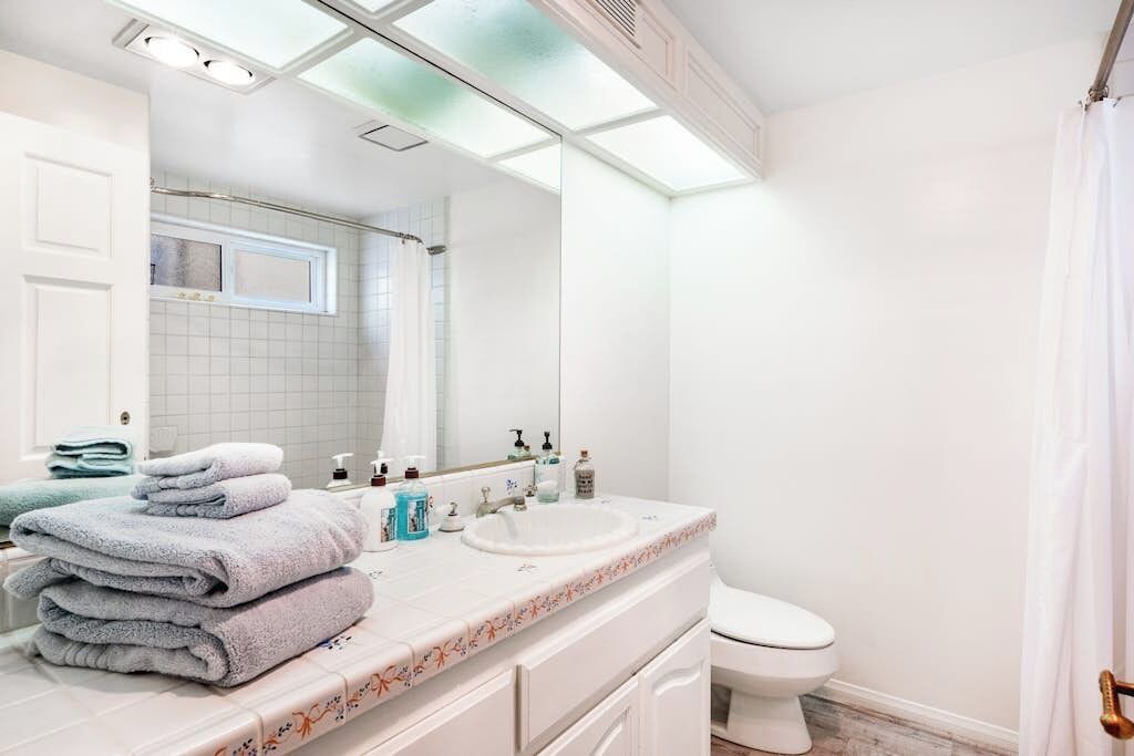 Photo of Bathroom in Hollywood Beach