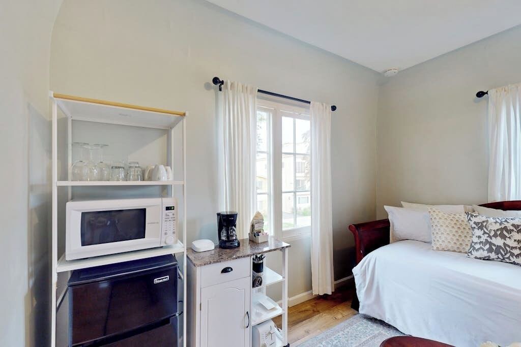 Photo of Bedroom in East Beach