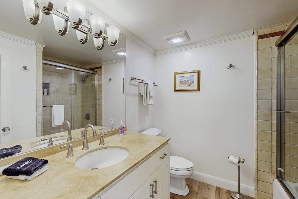 Photo of Bathroom in Hollywood Beach
