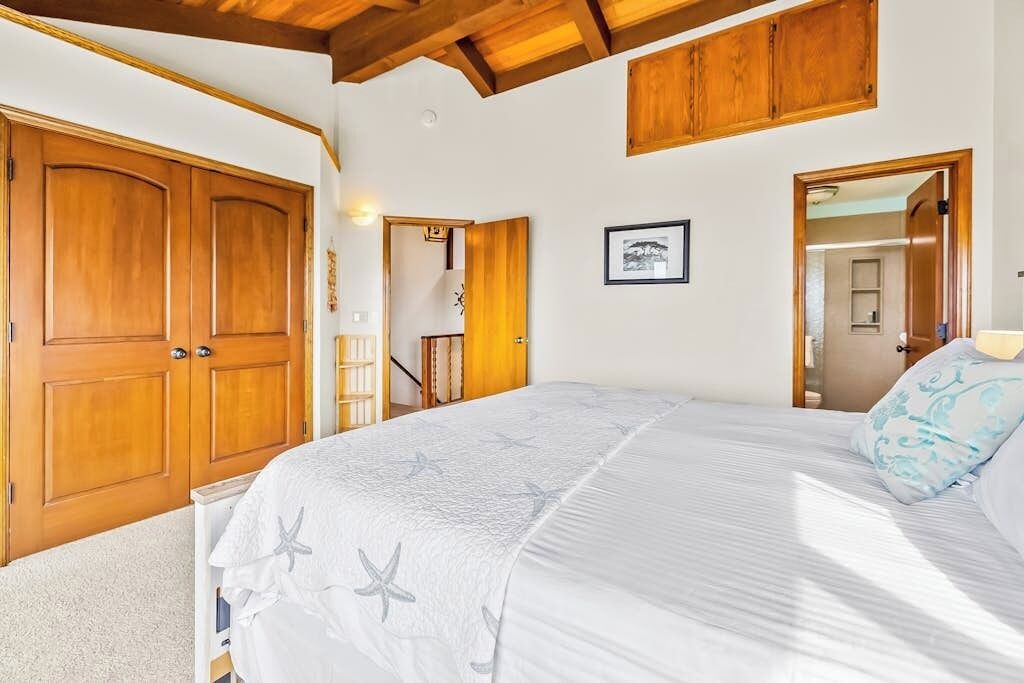 Photo of Bedroom in Marine Terrace