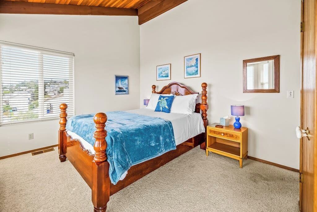 Photo of Bedroom in Marine Terrace