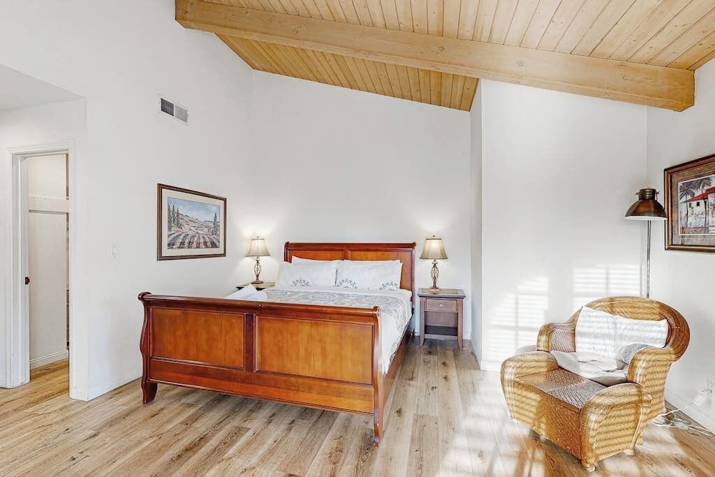 Photo of Bedroom in East Beach