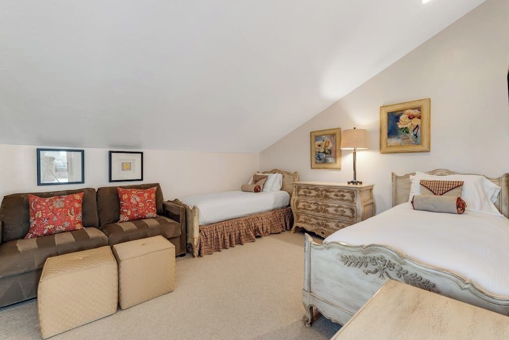 Photo of Bedroom in Castroville