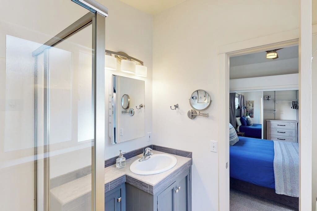 Photo of Bathroom in Park Hill