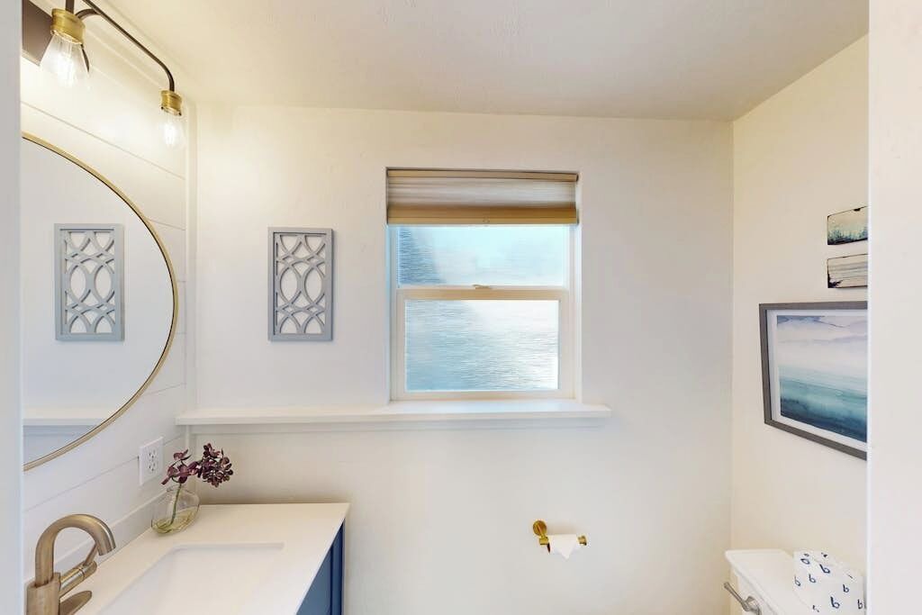 Photo of Bathroom in Park Hill