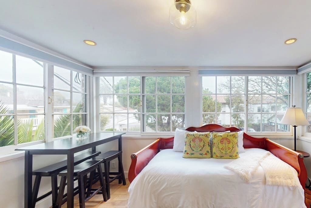 Photo of Bedroom in East Beach