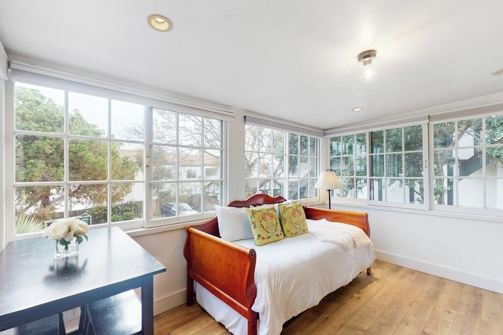 Photo of Bedroom in East Beach