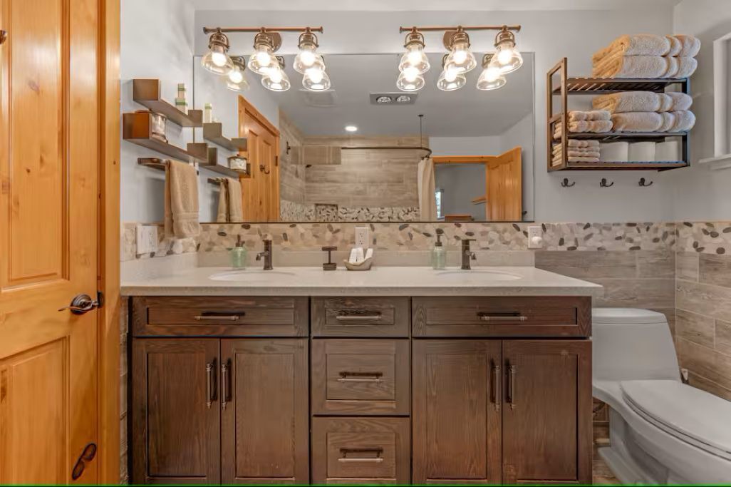 Photo of Bathroom in Bass Lake