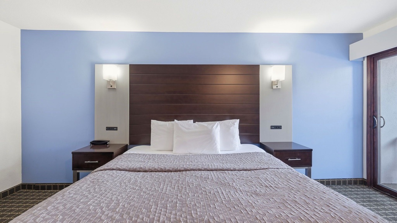 Photo of Bedroom in Westside Santa Cruz