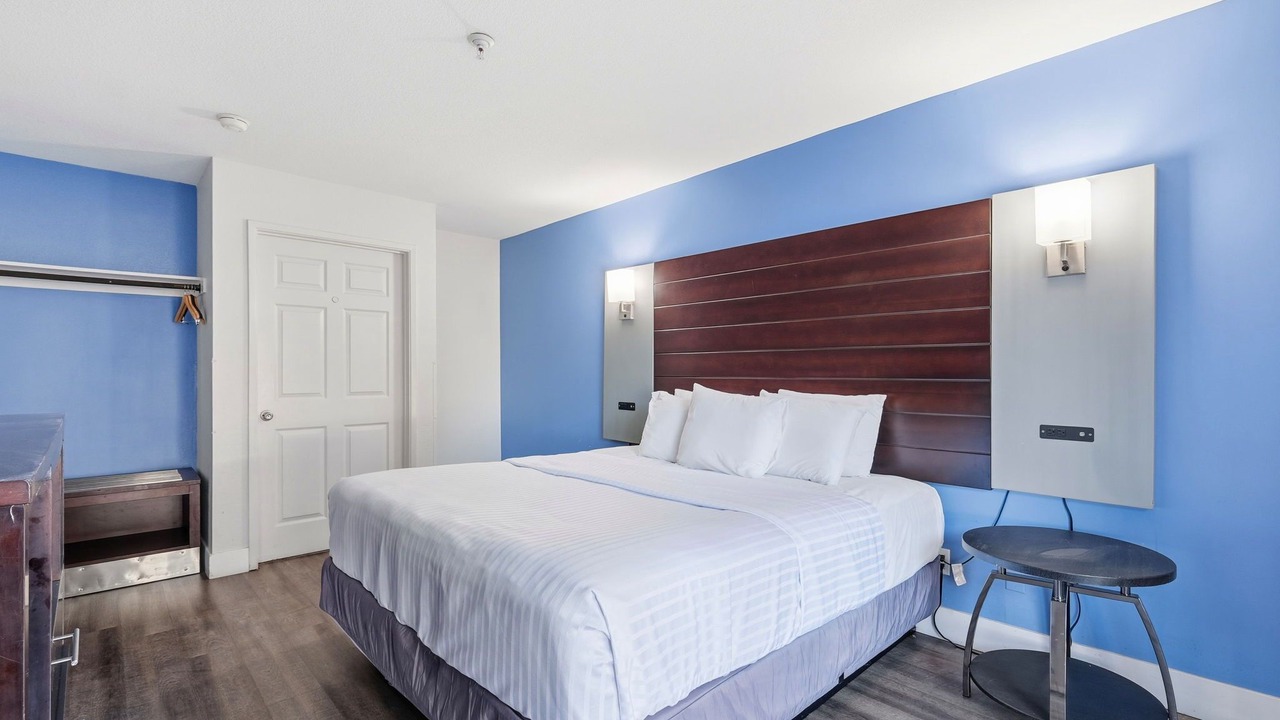 Photo of Bedroom in Westside Santa Cruz