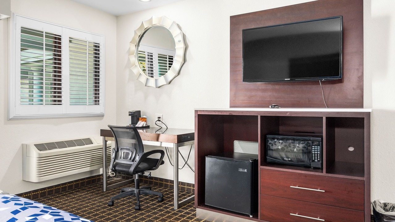 Photo of Bedroom in Westside Santa Cruz