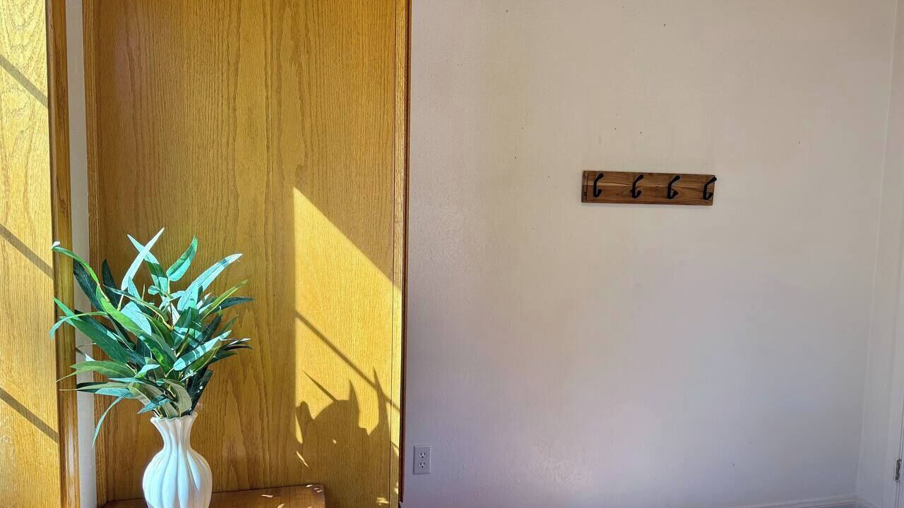 Photo of Bedroom in Inyokern