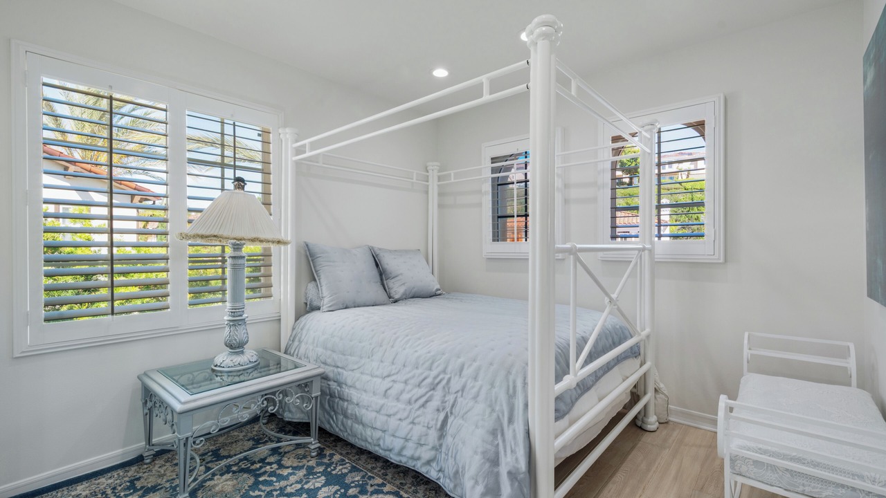 Photo of Bedroom in Newport Coast