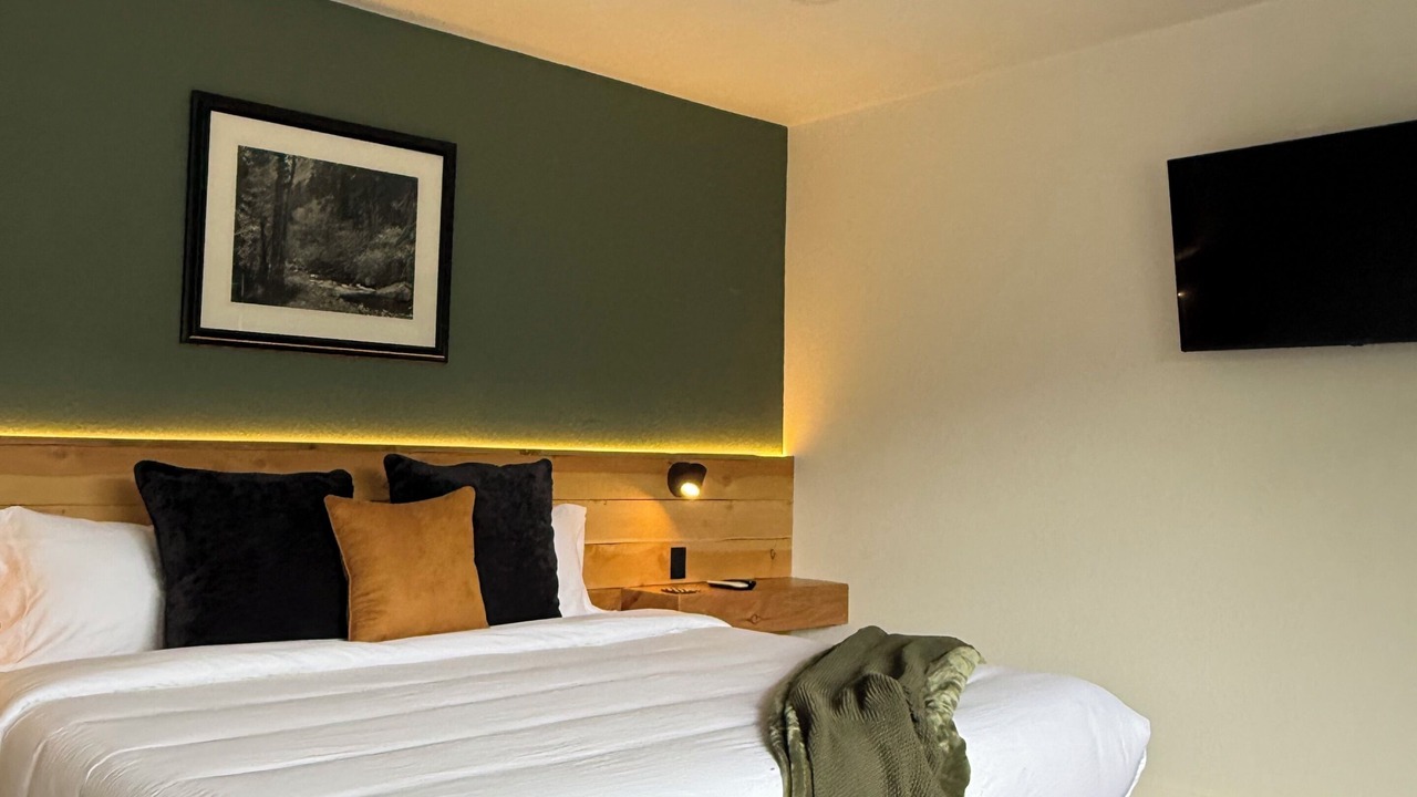 Photo of Bedroom in Yosemite Forks