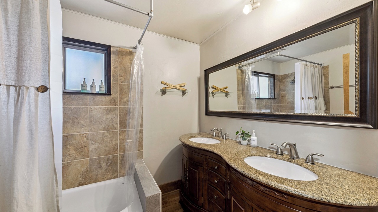 Photo of Bathroom in Sierra Tract