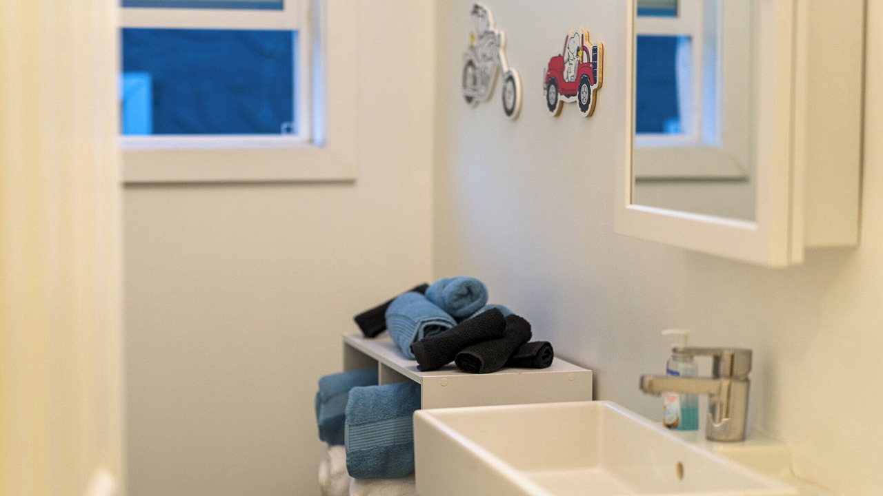 Photo of Bathroom in North Long Beach