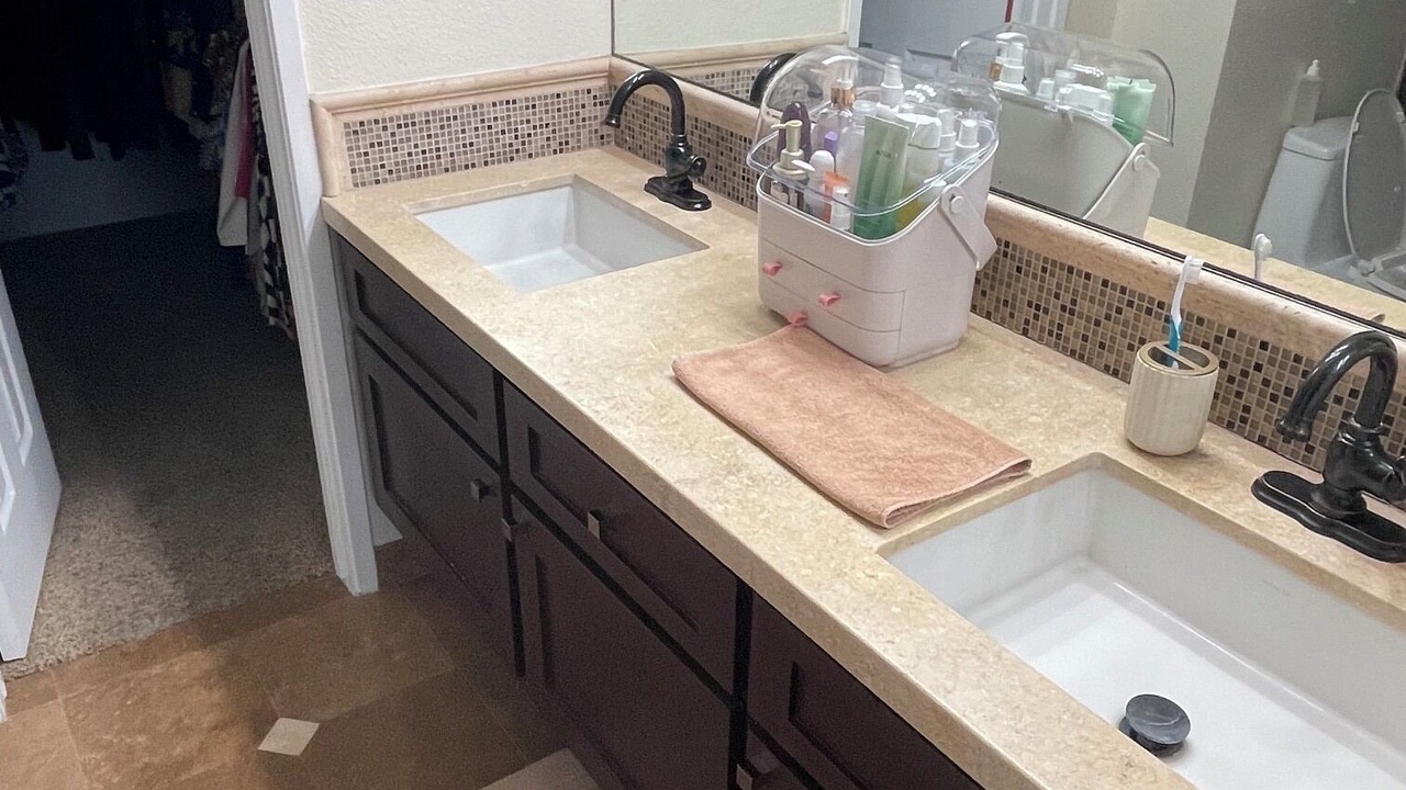 Photo of Bathroom in Calabasas