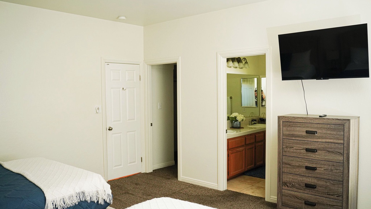 Photo of Bedroom in Pumpkin Center