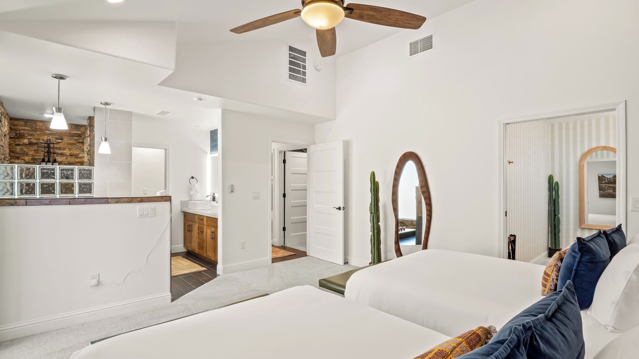 Photo of Bedroom in North Fork