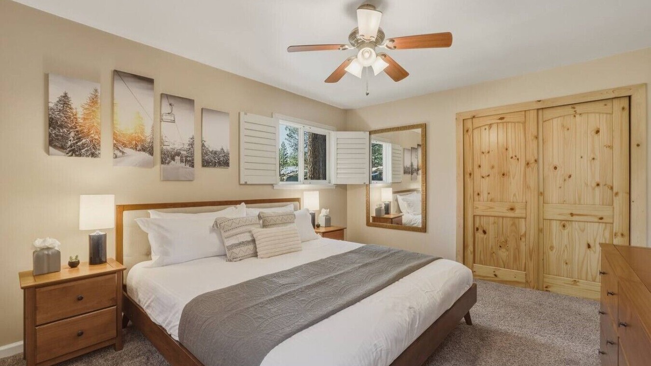 Photo of Bedroom in Tahoe Island