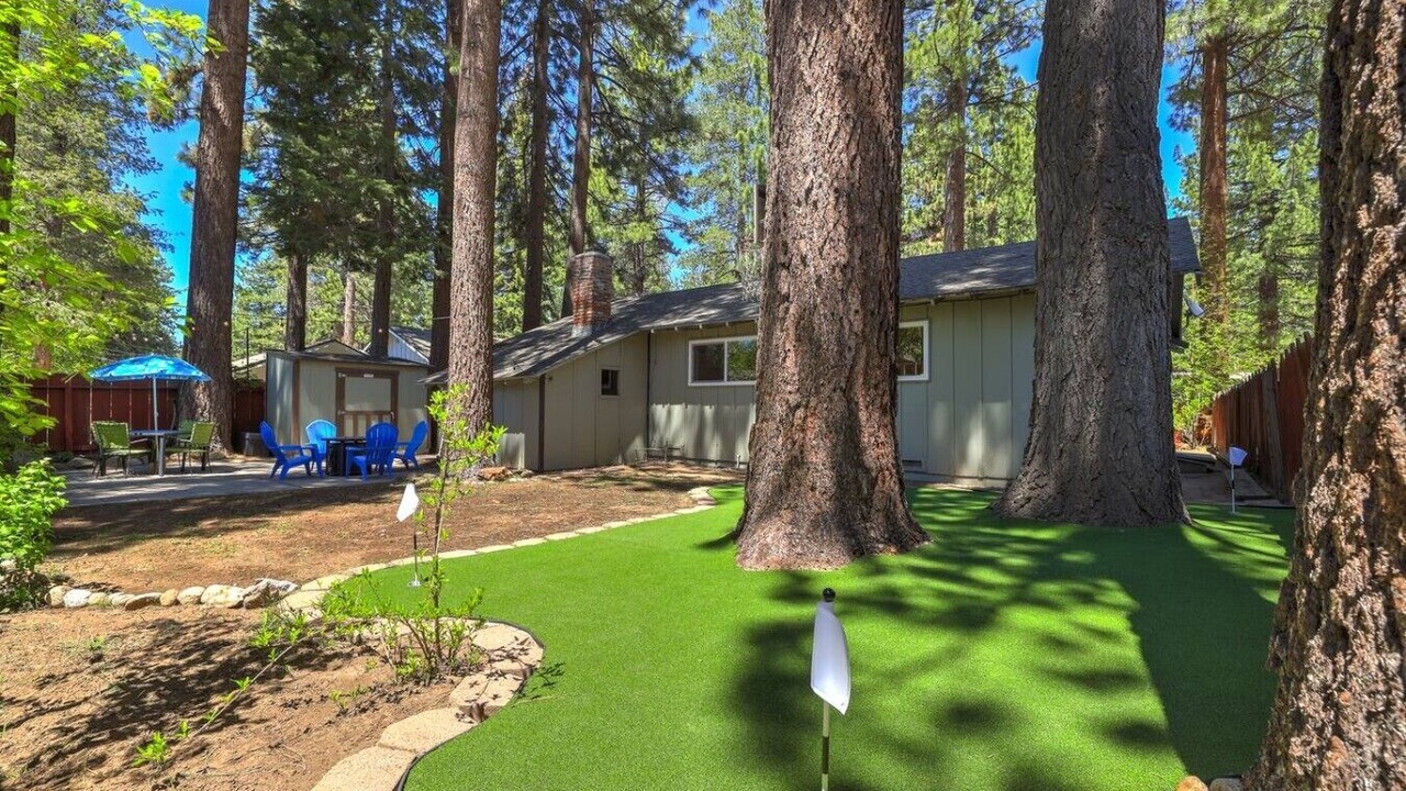 Photo of Patio Balcony in Tahoe Island