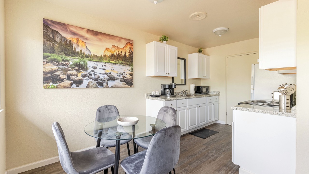 Photo of Kitchen in Raisin